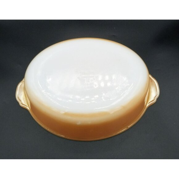 Anchor Hocking Fire King 1.5 Qt Oval Casserole Dish Vintage 467 Ovenware Orange - Picture 9 of 16